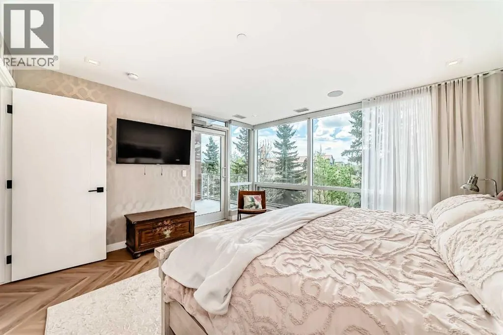 106, 8505 Broadcast Avenue SW