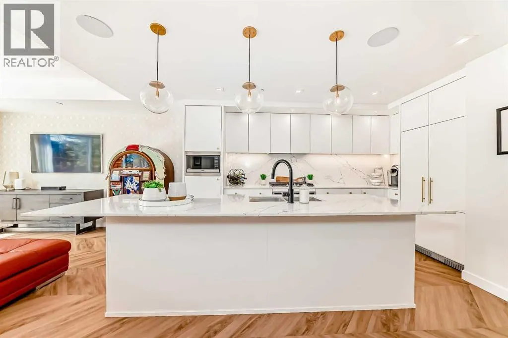 106, 8505 Broadcast Avenue SW