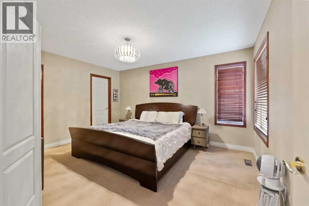 182 Sienna Park Drive SW
