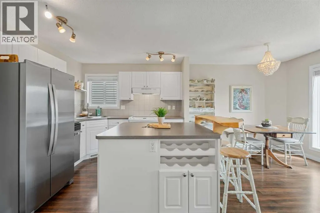 26 Crystal Shores Crescent