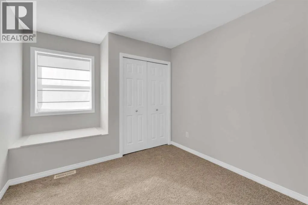 7 Firdale Close