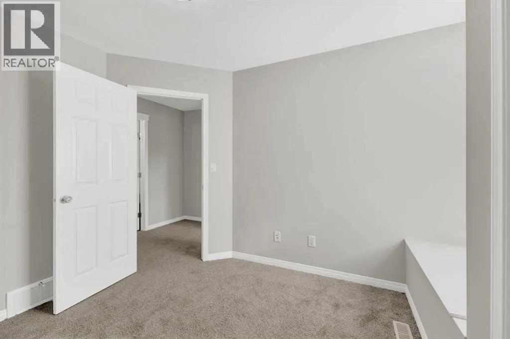 7 Firdale Close