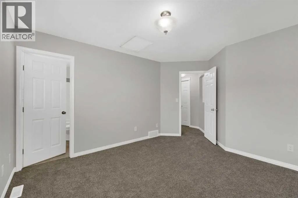 7 Firdale Close