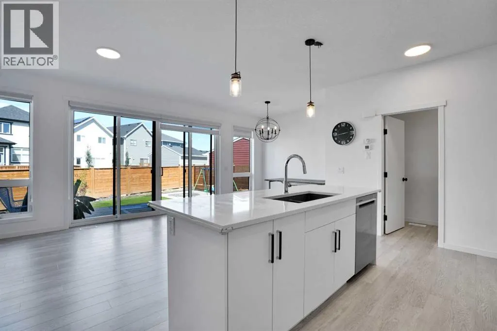 38 Magnolia Court SE