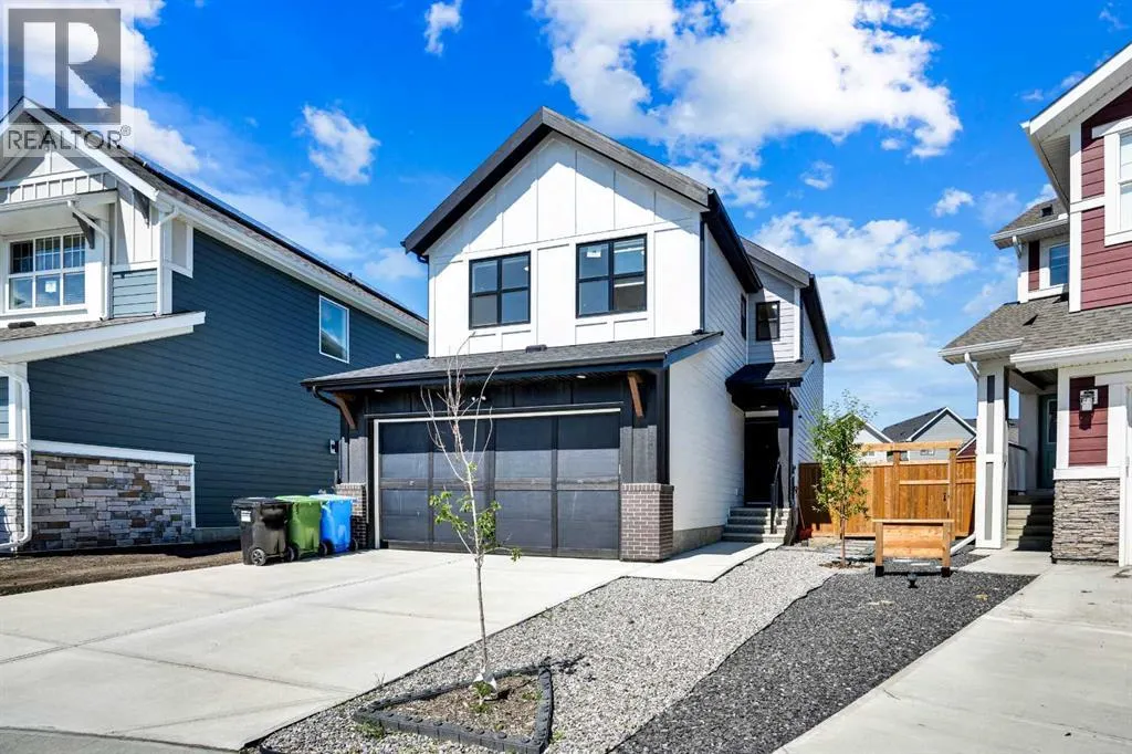 38 Magnolia Court SE