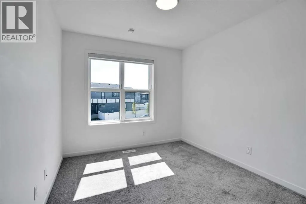 38 Magnolia Court SE
