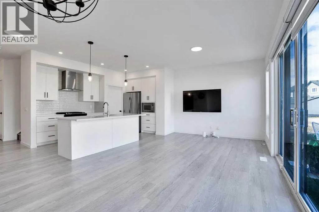 38 Magnolia Court SE