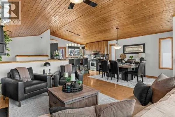 101 Wapiti Close
