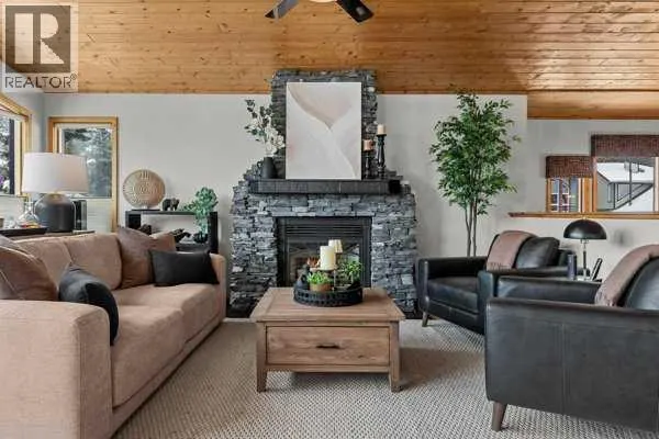 101 Wapiti Close