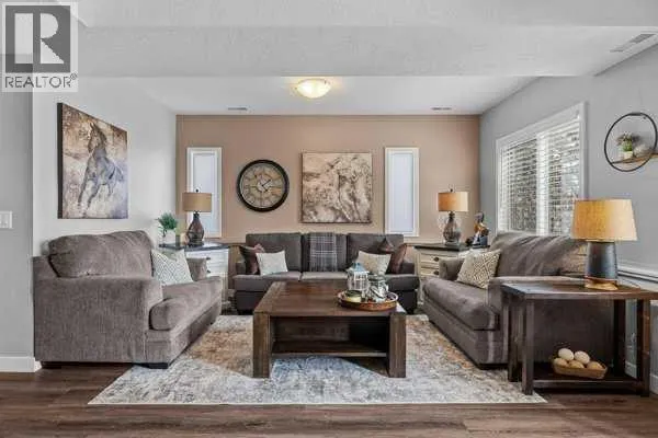 101 Wapiti Close