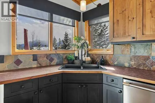 101 Wapiti Close