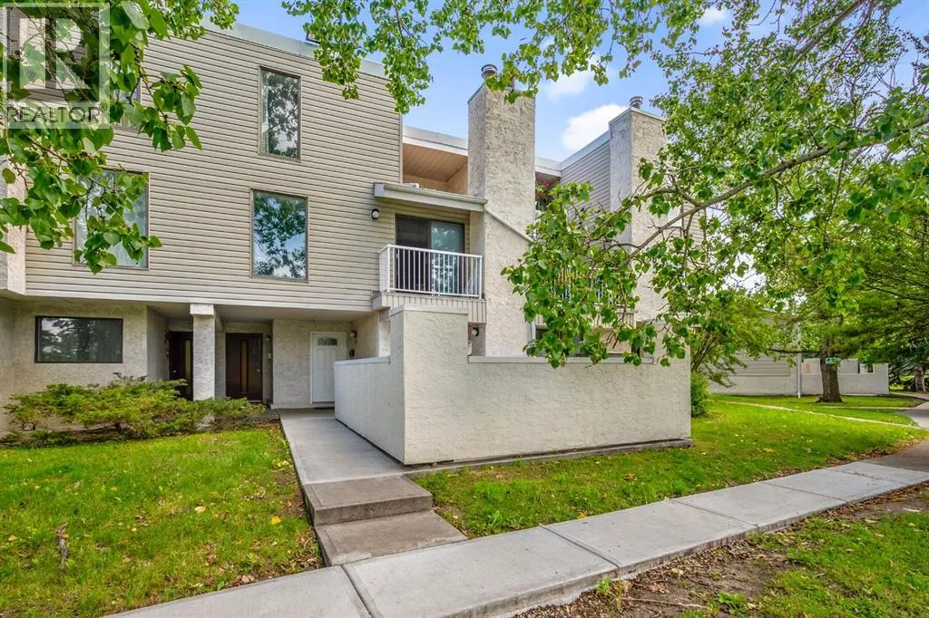 2417, 3500 Varsity Drive NW