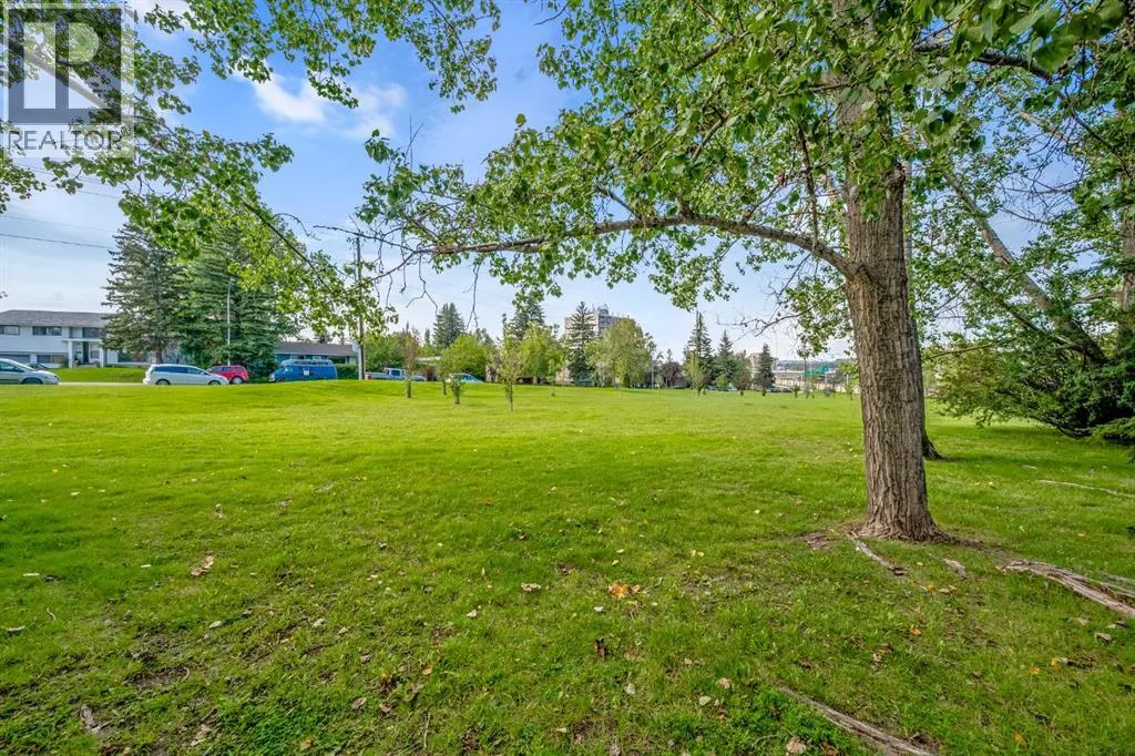2417, 3500 Varsity Drive NW