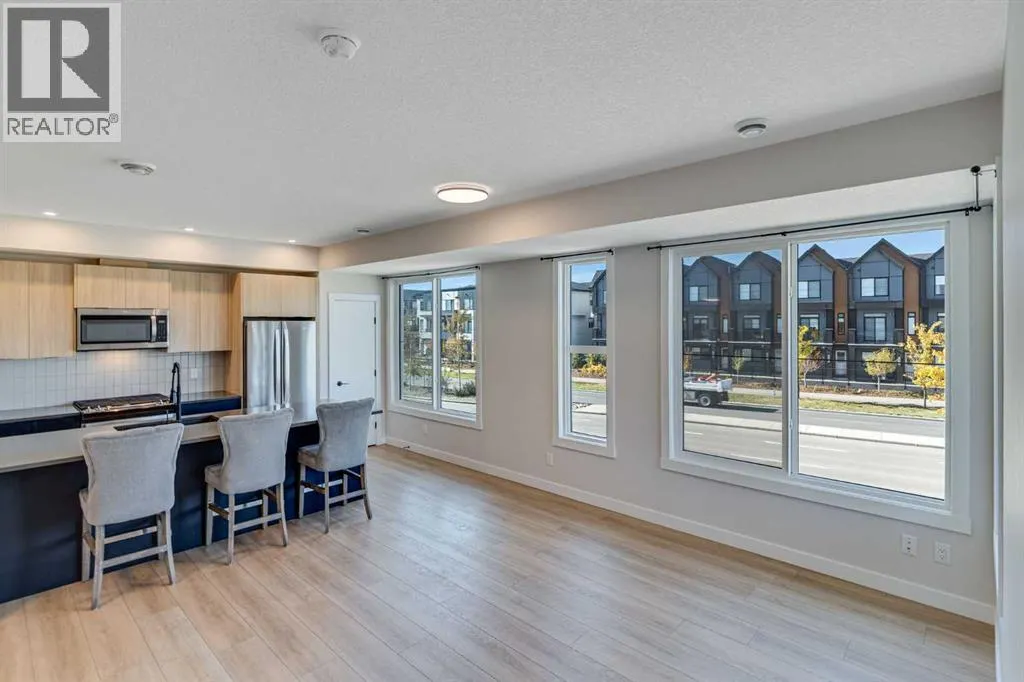 121, 380 Seton Villas SE