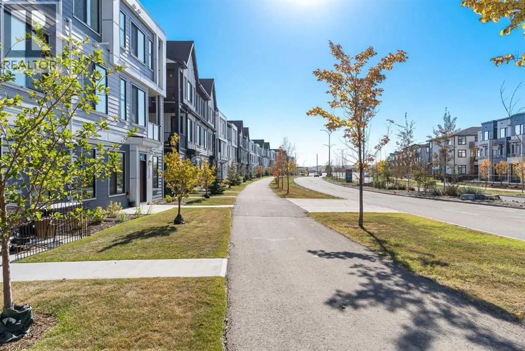 121, 380 Seton Villas SE