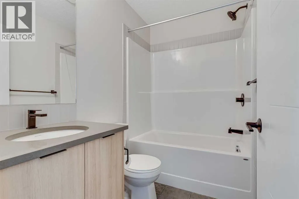 121, 380 Seton Villas SE