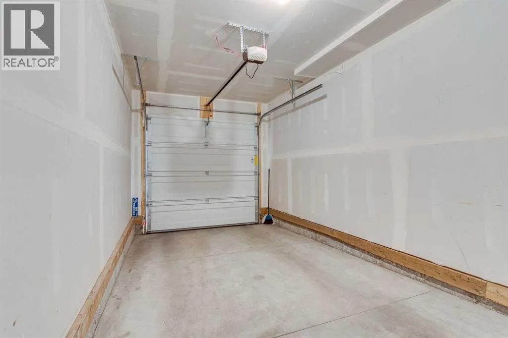 121, 380 Seton Villas SE