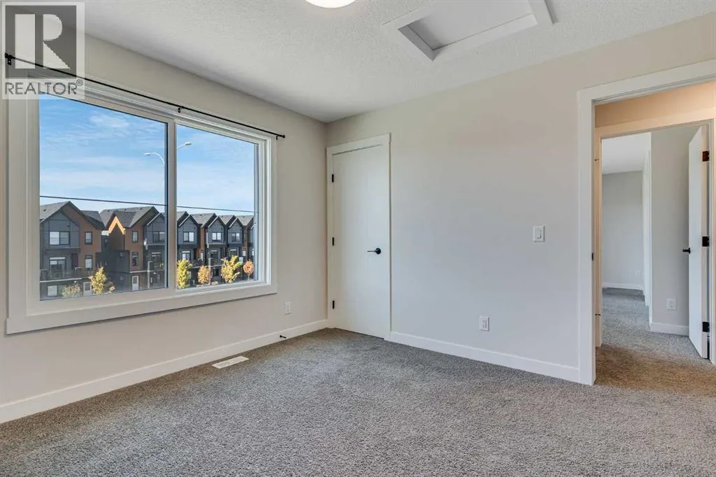 121, 380 Seton Villas SE