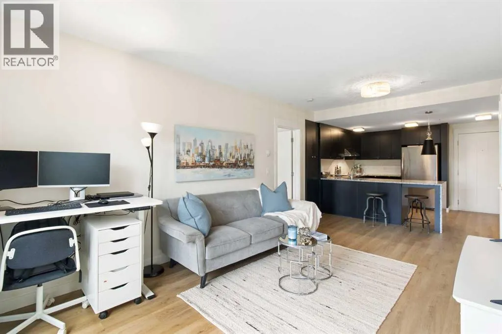 103, 15 Aspenmont Heights SW