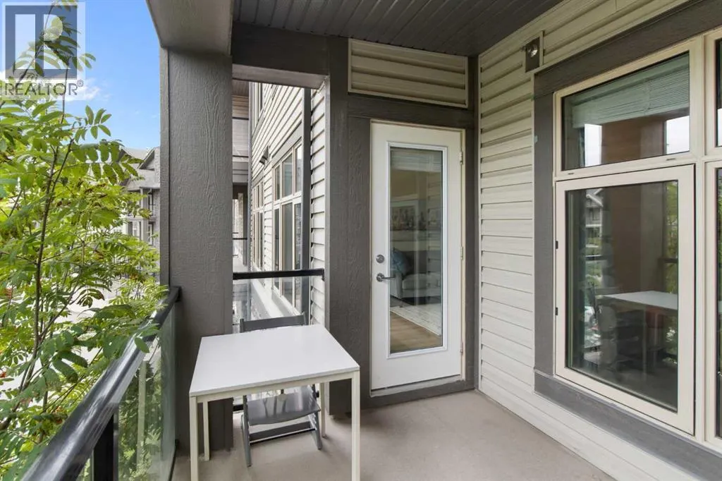 103, 15 Aspenmont Heights SW