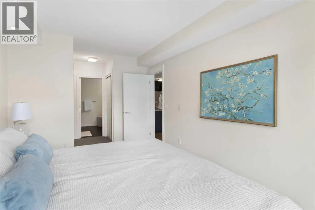 103, 15 Aspenmont Heights SW