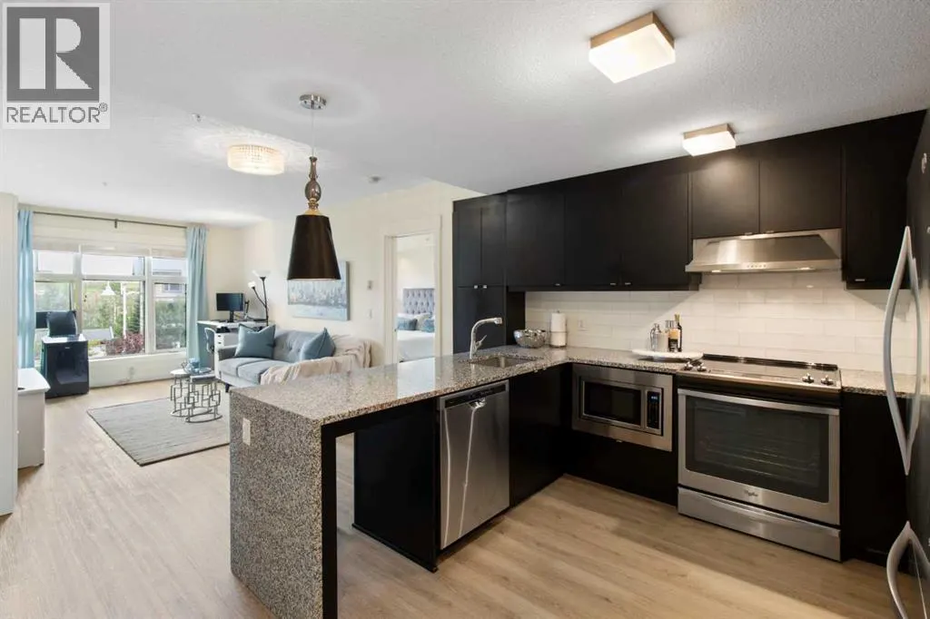 103, 15 Aspenmont Heights SW