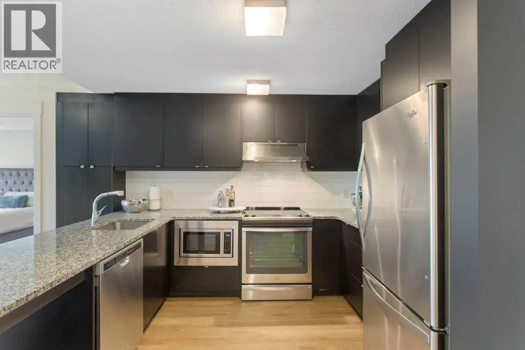 103, 15 Aspenmont Heights SW