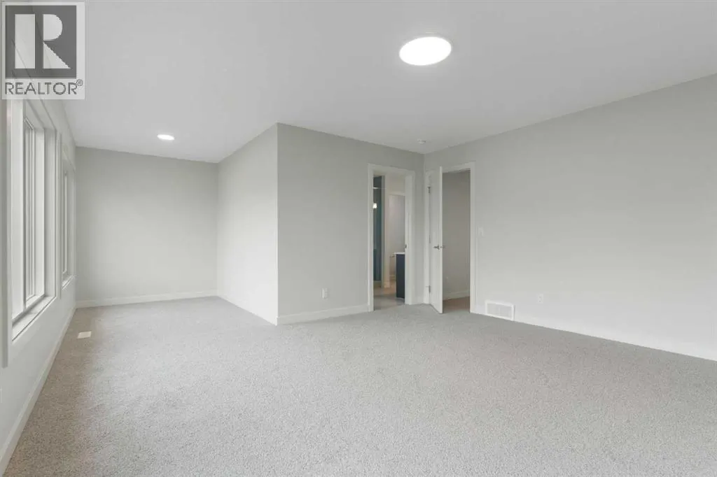 17 Southborough Square