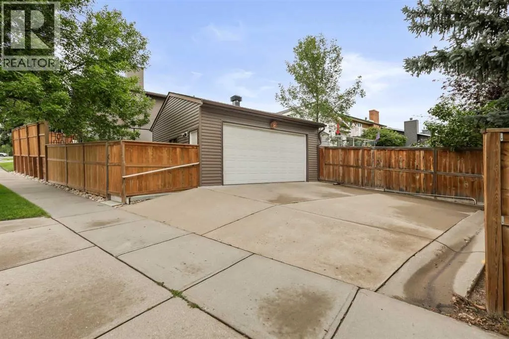 103 Sandarac Place NW