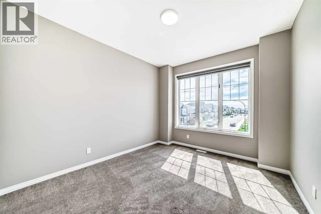 222 Cityside Road NE