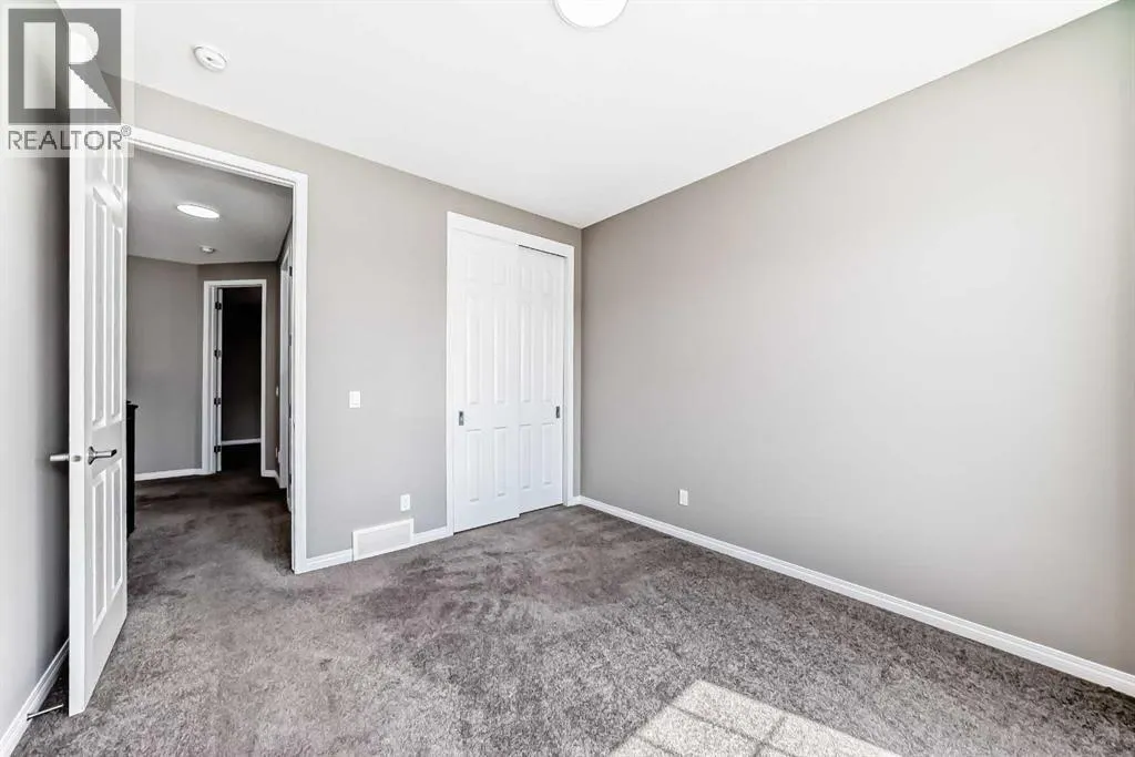 222 Cityside Road NE