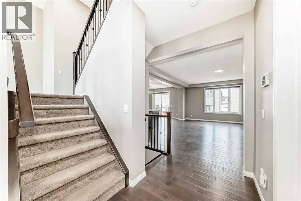 222 Cityside Road NE