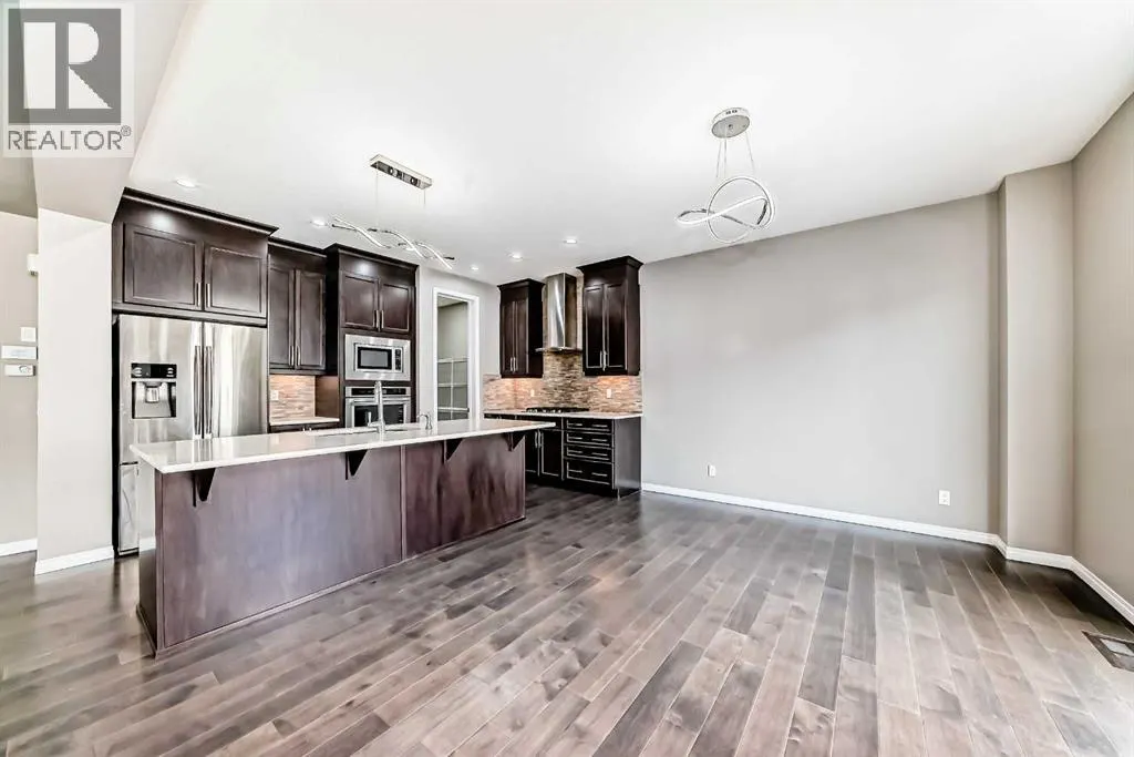 222 Cityside Road NE