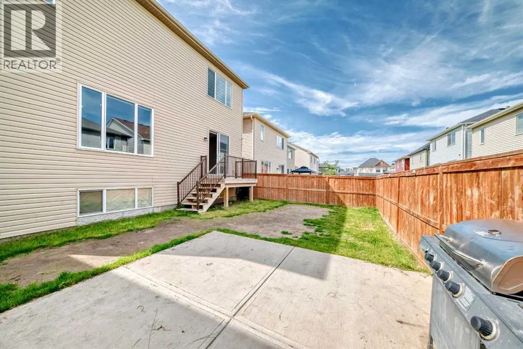 222 Cityside Road NE