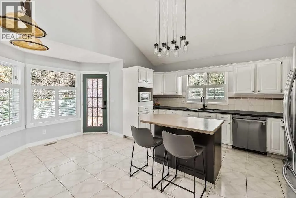37 Woodmark Place SW