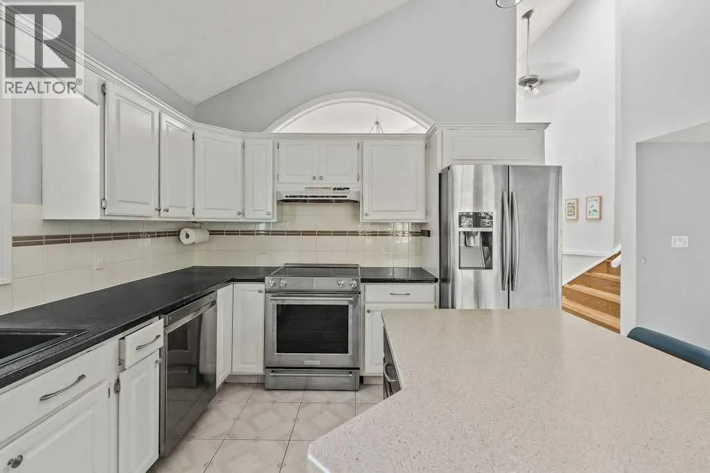 37 Woodmark Place SW