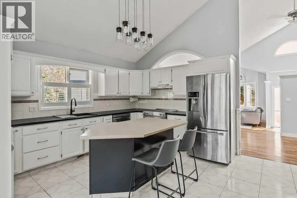 37 Woodmark Place SW