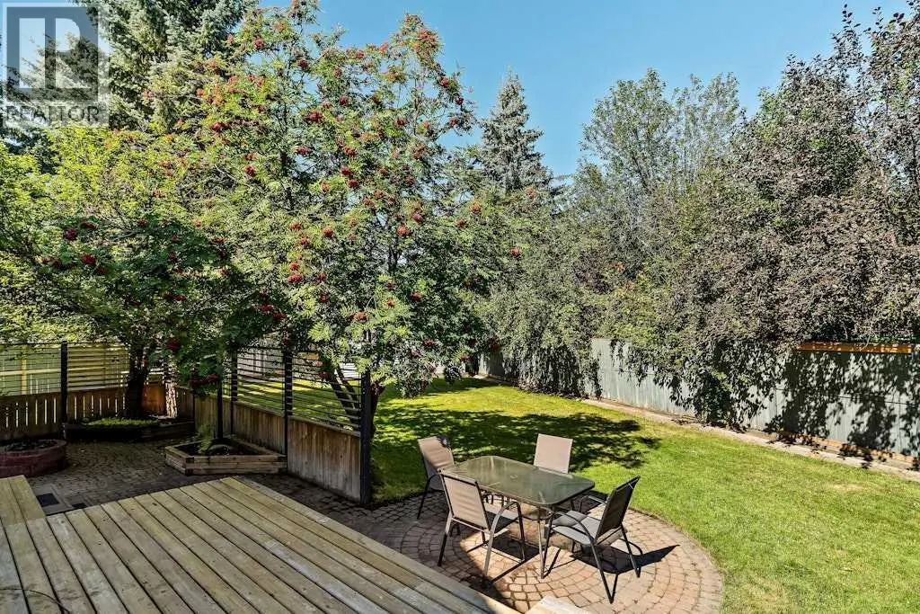 37 Woodmark Place SW