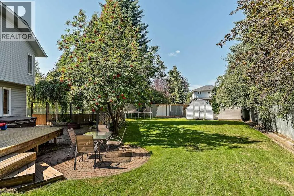 37 Woodmark Place SW