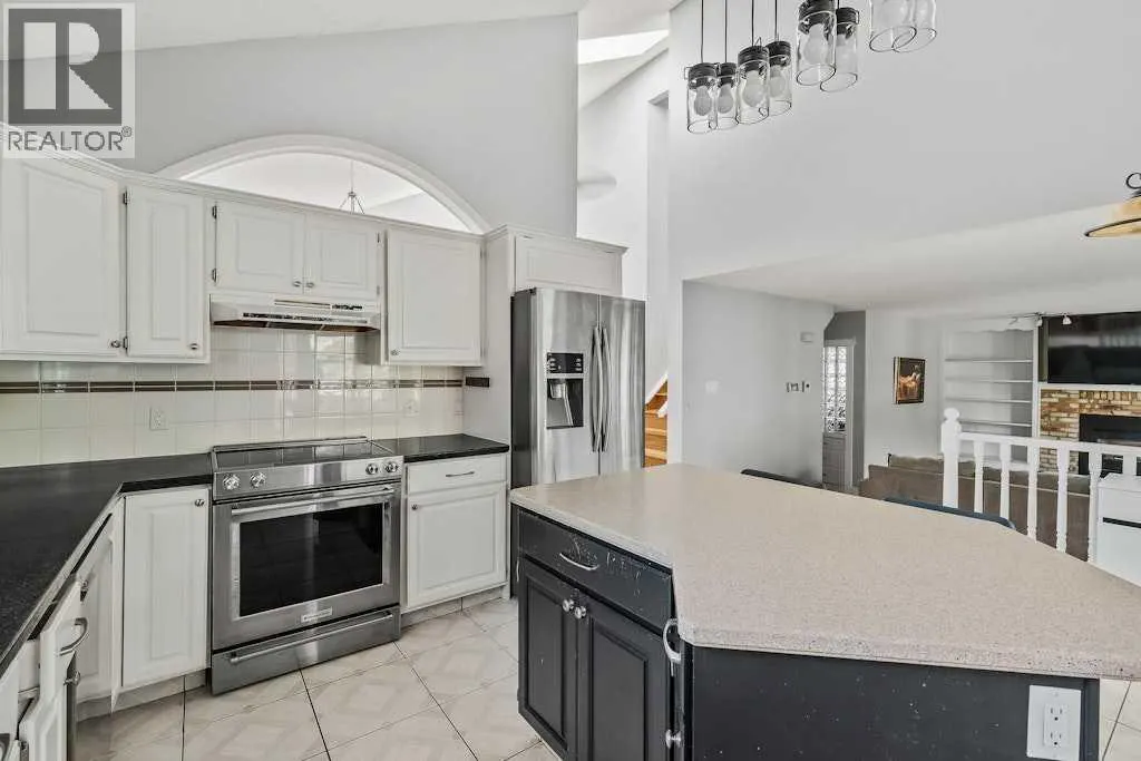 37 Woodmark Place SW