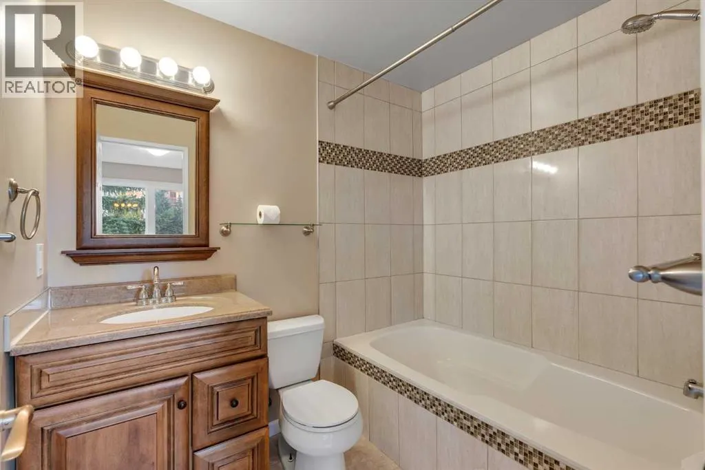 22 Coachway Green SW