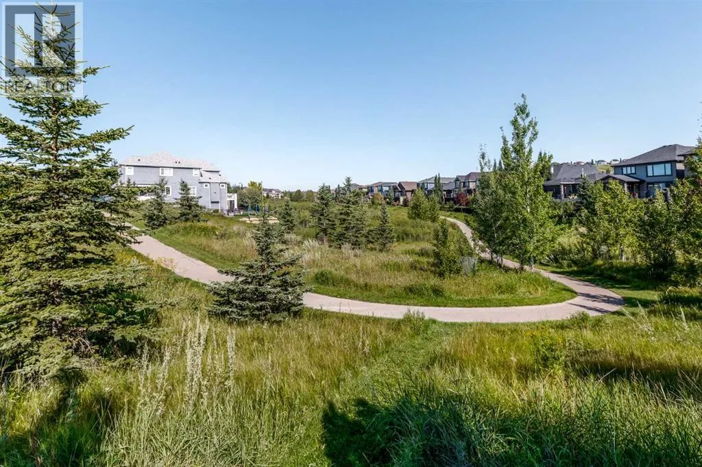 10 Cranbrook Hill SE