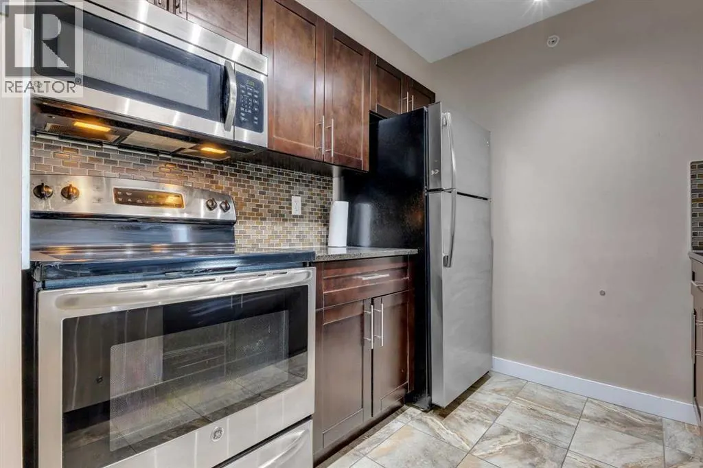 407, 15 Saddlestone Way NE