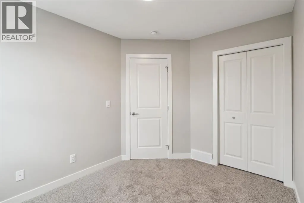 18 Alderwood Close SE