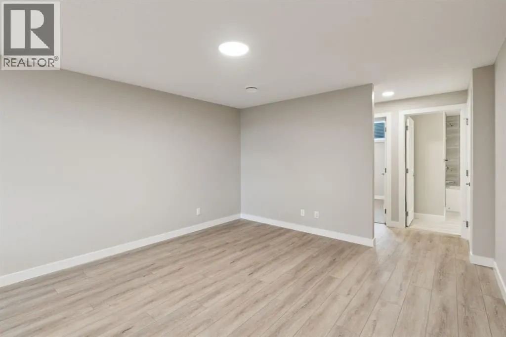 18 Alderwood Close SE