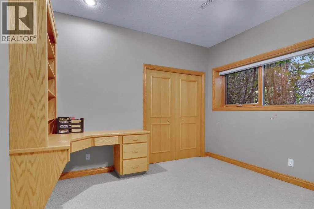 30 Springland Manor Drive