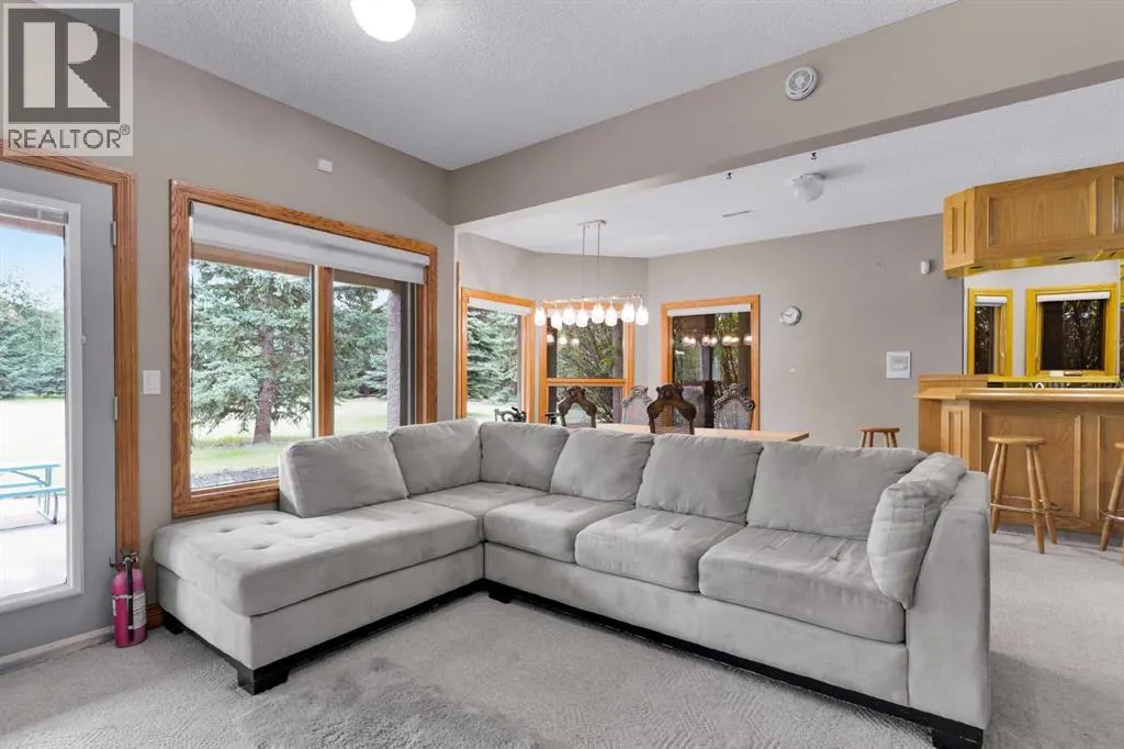 30 Springland Manor Drive
