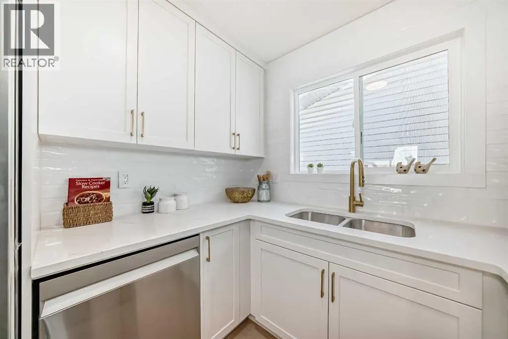 102 Sunbank Way SE