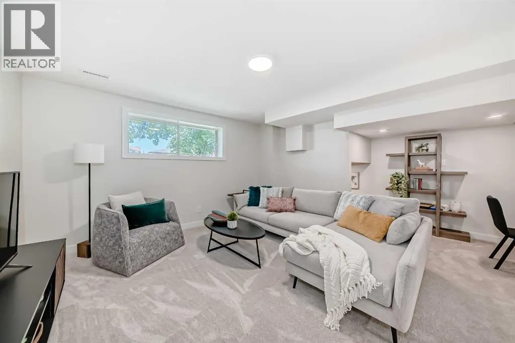 102 Sunbank Way SE