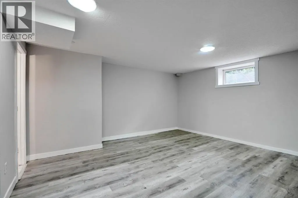 243 Castlebrook Road NE